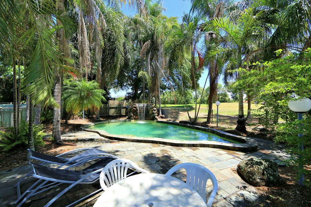 Bargara Gardens Boutique Villas Esterno foto